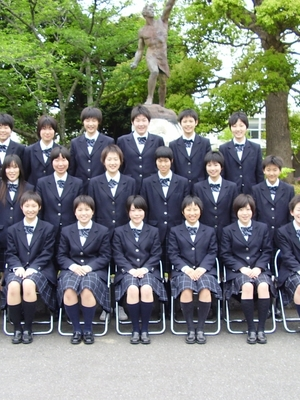 千葉県立犢橋高校の制服写真画像まとめ・レビュー口コミ評判・生徒の着こなし・夏服冬服詳細情報（こてはし）