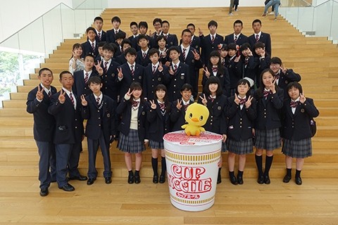 千葉学芸高校の制服写真画像まとめ・レビュー口コミ評判・生徒の着こなし・夏服冬服詳細情報