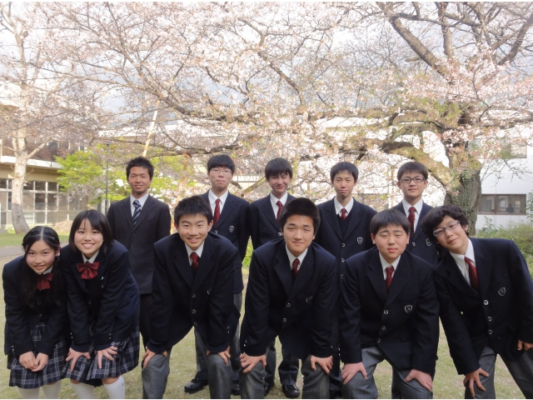 麗澤中学・麗澤高校の制服写真画像まとめ・レビュー口コミ評判・生徒の着こなし・夏服冬服詳細情報（れいたく）
