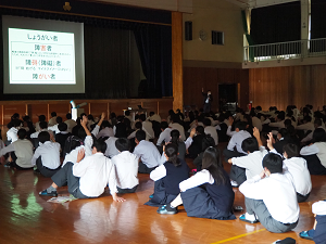 千葉県立成田北高校の制服写真画像まとめ・レビュー口コミ評判・生徒の着こなし・夏服冬服詳細情報