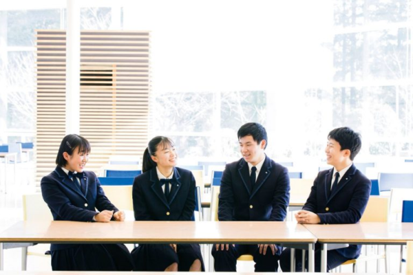 八千代松陰中学校・高校の制服写真画像まとめ・レビュー口コミ評判・生徒の着こなし・夏服冬服詳細情報