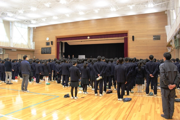 東邦大学付属東邦中学高校の制服写真画像動画まとめ・レビュー口コミ評判・生徒の着こなし・夏服冬服詳細情報