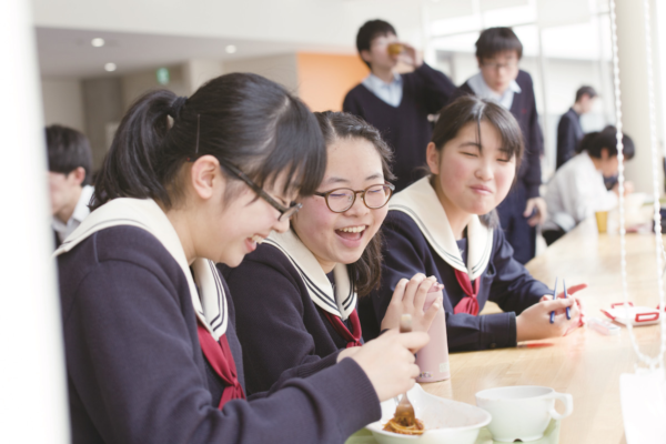 千葉日本大学第一中学校・高校の制服写真画像まとめ・レビュー口コミ評判・生徒の着こなし・夏服冬服詳細情報