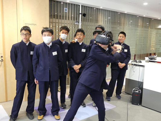 駒場東邦中学高校の制服写真画像まとめ・レビュー口コミ評判・生徒の着こなし・夏服冬服詳細情報