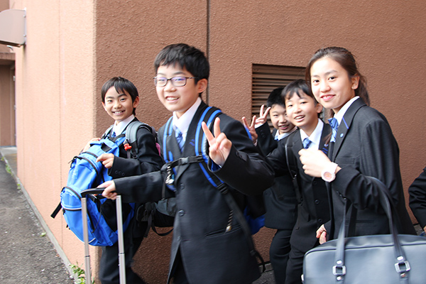 三田国際学園中学高校の制服写真画像まとめ・レビュー口コミ評判・生徒の着こなし・夏服冬服詳細情報