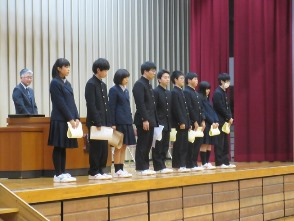 茨城県立緑岡高校の制服写真画像まとめ・レビュー口コミ評判・生徒の着こなし・夏服冬服詳細情報