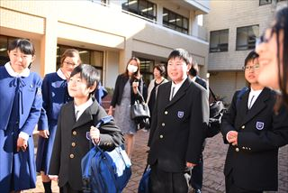 茨城キリスト教学園中学校・高校の制服写真画像まとめ・レビュー口コミ評判・生徒の着こなし・夏服冬服詳細情報