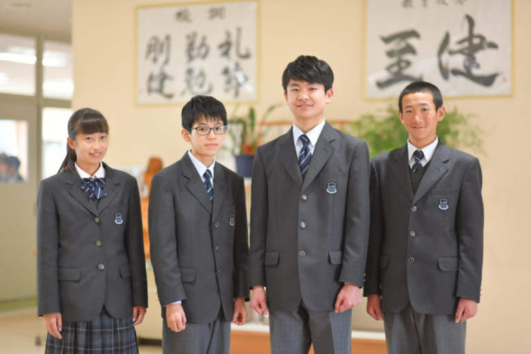 霞ヶ浦高等学校附属中学校・霞ヶ浦高校の制服写真画像まとめ・レビュー口コミ評判・生徒の着こなし・夏服冬服詳細情報│全国中高制服 グラム-全国47都道府県の中学校高等学校制服検索口コミ-