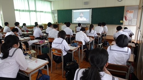 山口県立柳井高校の制服写真画像まとめ・レビュー口コミ評判・生徒の着こなし・夏服冬服詳細情報