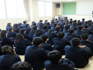 早鞆高校（はやとも）の制服写真画像まとめ・レビュー口コミ評判・生徒の着こなし・夏服冬服詳細情報。菁菁館（せいせいかん）コースとの制服の違い等