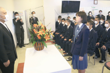 山口県立西京高校の制服写真画像まとめ・レビュー口コミ評判・生徒の着こなし・夏服冬服詳細情報