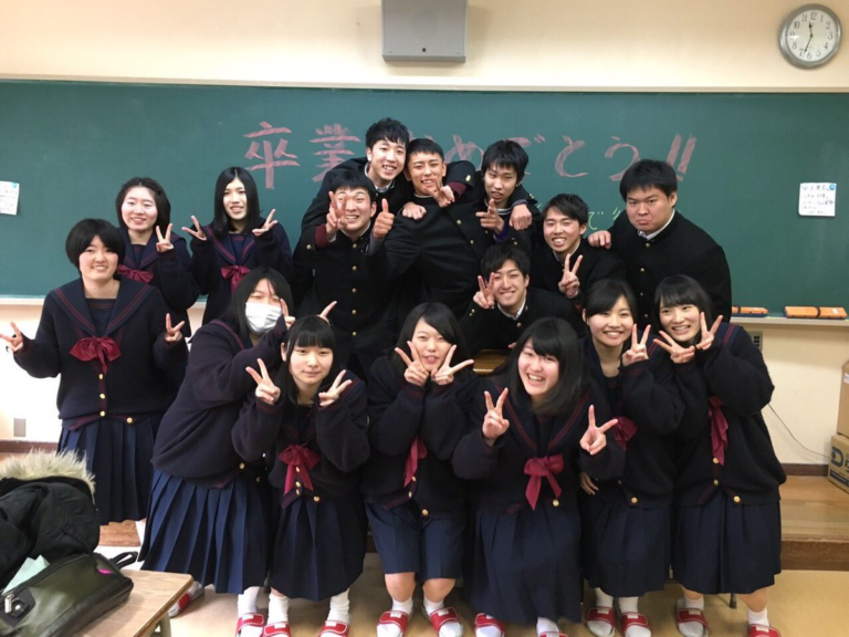 山口県立萩高等学校 奈古分校(旧山口県立奈古高校)の制服写真画像まとめ・レビュー口コミ評判・生徒の着こなし・夏服冬服詳細情報│全国中高制服