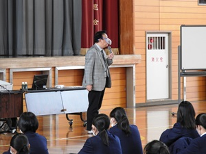 山口県立小野田高校の制服写真画像まとめ・レビュー口コミ評判・生徒の着こなし・夏服冬服詳細情報