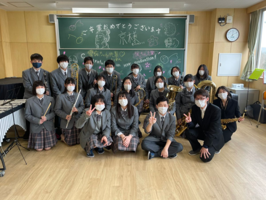成進高校の制服写真画像まとめ・レビュー口コミ評判・生徒の着こなし・夏服冬服詳細情報