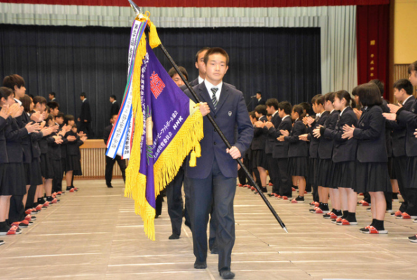 山口県立大津緑洋高校の制服写真画像まとめ・レビュー口コミ評判・生徒の着こなし・夏服冬服詳細情報