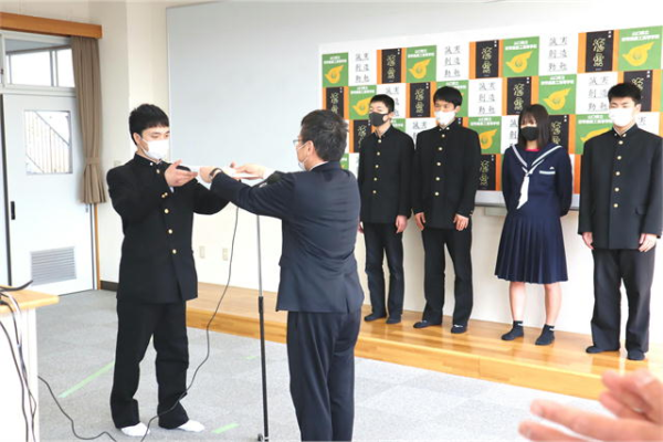 山口県立田布施農工高校の制服写真画像まとめ・レビュー口コミ評判・生徒の着こなし・夏服冬服詳細情報