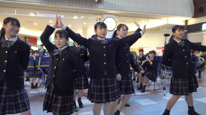 大牟田中学校・高校の制服写真画像まとめ・レビュー口コミ評判・生徒の着こなし・夏服冬服詳細情報