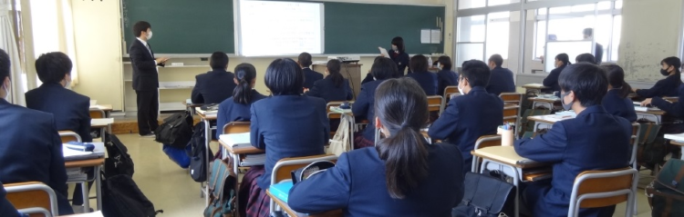 山口県立宇部商業高校の制服写真画像まとめ・レビュー口コミ評判・生徒の着こなし・夏服冬服詳細情報