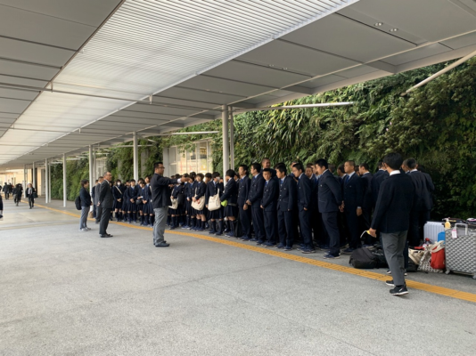 高川学園高校・高川学園中学校の制服写真画像まとめ・レビュー口コミ評判・生徒の着こなし・夏服冬服詳細情報