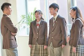 浦和ルーテル学院小中高の制服写真画像動画まとめ・レビュー口コミ評判・生徒の着こなし・夏服冬服詳細情報