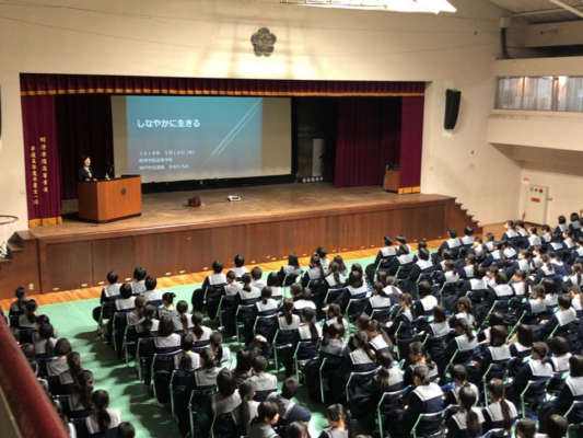 明浄学院高校の制服写真画像動画まとめ・レビュー口コミ評判・生徒の着こなし・夏服冬服詳細情報