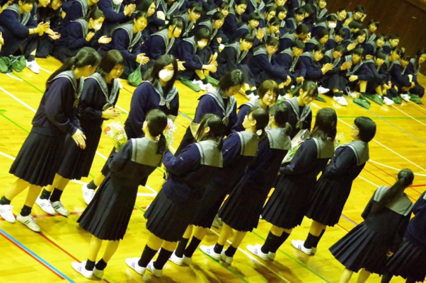 明浄学院高校の制服写真画像動画まとめ・レビュー口コミ評判・生徒の着こなし・夏服冬服詳細情報
