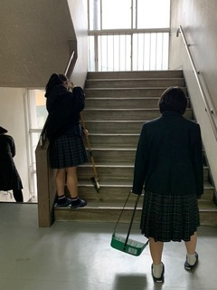 大阪府立大正白稜高校の制服写真画像まとめ・レビュー口コミ評判・生徒の着こなし・夏服冬服詳細情報