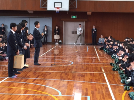 大阪府立港高校の制服写真画像まとめ・レビュー口コミ評判・生徒の着こなし・夏服冬服詳細情報