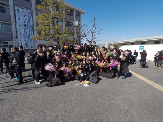大阪府立東百舌鳥高校の制服写真画像まとめ・レビュー口コミ評判・生徒の着こなし・夏服冬服詳細情報