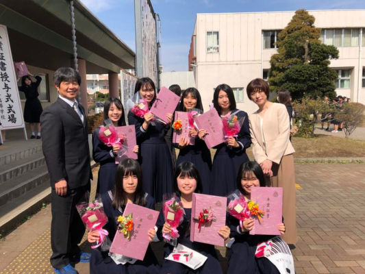 埼玉県立松山女子高校の制服写真画像まとめ・レビュー口コミ評判・生徒の着こなし・夏服冬服詳細情報
