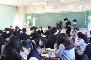 さいたま市立浦和中学高校の制服写真画像動画まとめ・レビュー口コミ評判・生徒の着こなし・夏服冬服詳細情報