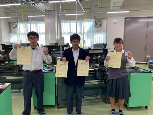 埼玉県立児玉白楊高校の制服写真画像まとめ・レビュー口コミ評判・生徒の着こなし・夏服冬服詳細情報