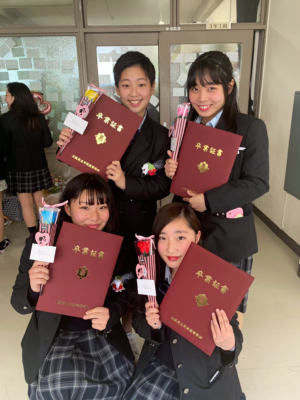 大阪府立貝塚高校の制服写真画像まとめ・レビュー口コミ評判・生徒の着こなし・夏服冬服詳細情報