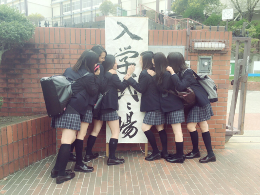 大阪府立島本高校の制服・着こなし・評判・制服ランキング
