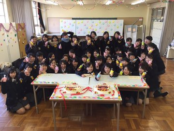 大阪府立芥川高校の制服・評判・着こなし・制服ランキング