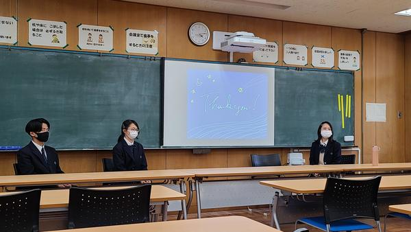 大阪府立牧野高校の制服画像・着こなし評判・制服ランキング