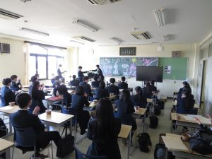 国際学院中学高校の制服写真画像動画まとめ・レビュー口コミ評判・生徒の着こなし・夏服冬服詳細情報