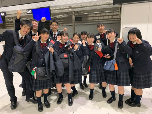 花咲徳栄高校の制服写真画像まとめ・レビュー口コミ評判・生徒の着こなし・夏服冬服詳細情報