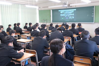 埼玉県立川口工業高校の制服写真画像まとめ・レビュー口コミ評判・生徒の着こなし・夏服冬服詳細情報