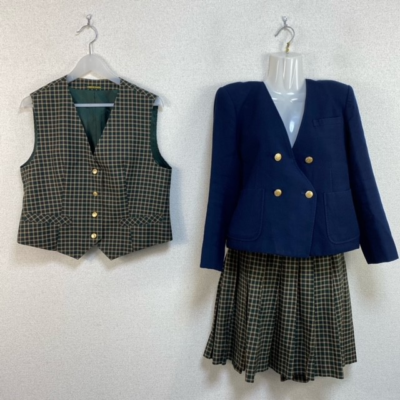 【2018新制服】埼玉県立新座柳瀬高校の制服写真画像まとめ・レビュー口コミ評判・生徒の着こなし・夏服冬服詳細情報