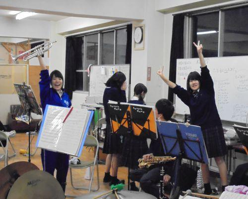 埼玉県立進修館高校の制服写真画像まとめ・レビュー口コミ評判・生徒の着こなし・夏服冬服詳細情報