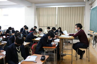 埼玉県立川口東高校の制服写真画像まとめ・レビュー口コミ評判・生徒の着こなし・夏服冬服詳細情報