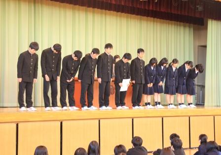 埼玉県立越ヶ谷高校の制服写真画像まとめ・レビュー口コミ評判・生徒の着こなし・夏服冬服詳細情報