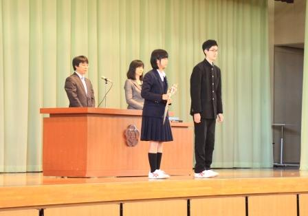 埼玉県立越ヶ谷高校の制服写真画像まとめ・レビュー口コミ評判・生徒の着こなし・夏服冬服詳細情報