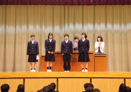 埼玉県立越ヶ谷高校の制服写真画像まとめ・レビュー口コミ評判・生徒の着こなし・夏服冬服詳細情報