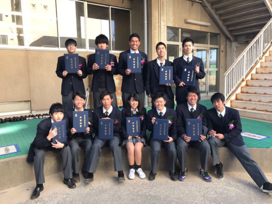 埼玉県立南稜高校の制服写真画像まとめ・レビュー口コミ評判・生徒の着こなし・夏服冬服詳細情報