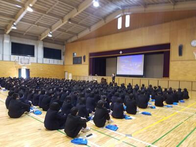 埼玉県立朝霞高校の制服写真画像まとめ・レビュー口コミ評判・生徒の着こなし・夏服冬服詳細情報