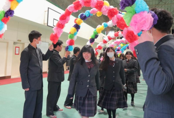 埼玉県立八潮高校の制服写真画像まとめ・レビュー口コミ評判・生徒の着こなし・夏服冬服詳細情報