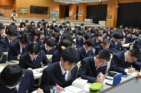 狭山ヶ丘高校・付属中学校の制服写真画像まとめ・レビュー口コミ評判・生徒の着こなし・夏服冬服詳細情報