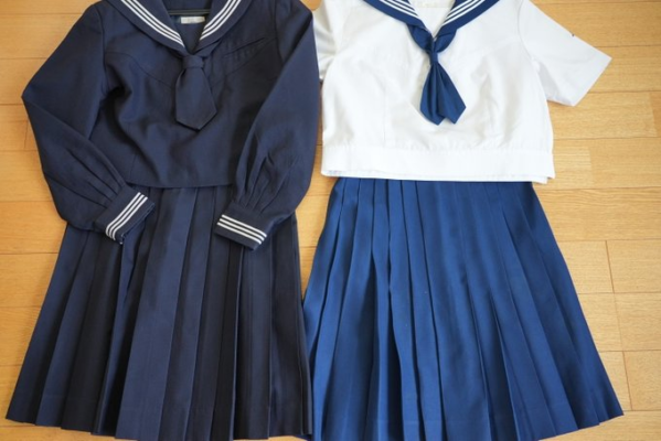 狭山ヶ丘高校・付属中学校の制服写真画像まとめ・レビュー口コミ評判・生徒の着こなし・夏服冬服詳細情報